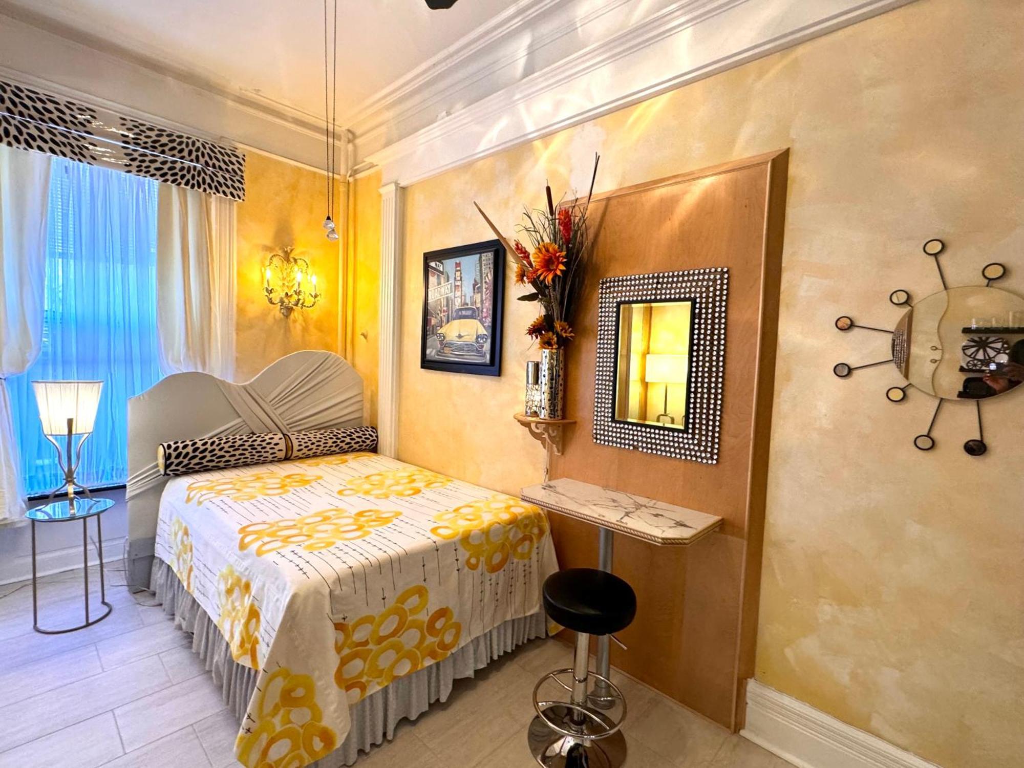 The International Cozy Inn Нью-Йорк Екстер'єр фото
