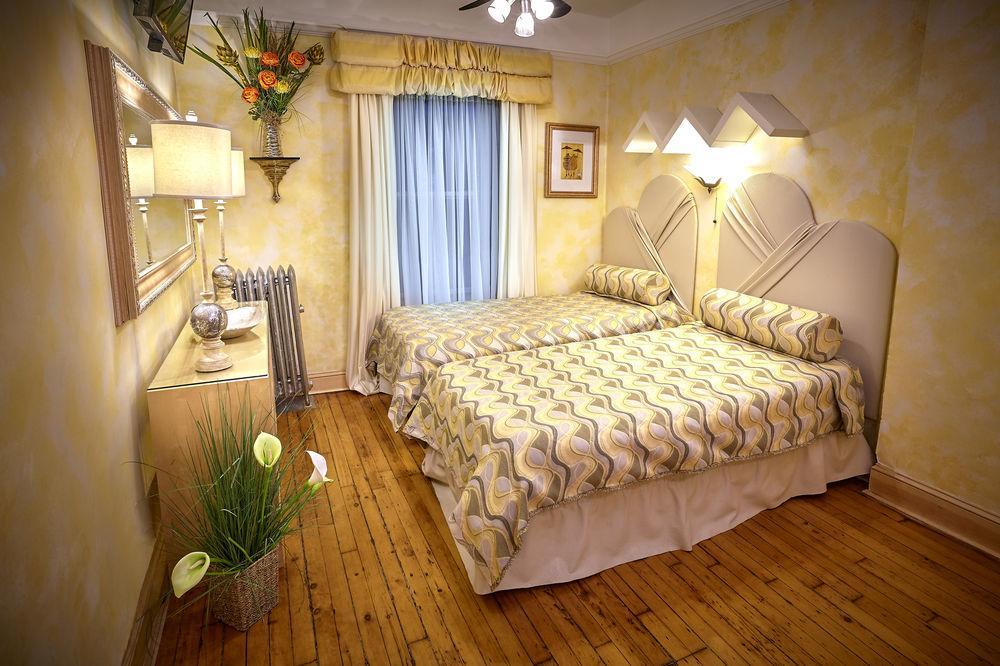 The International Cozy Inn Нью-Йорк Екстер'єр фото